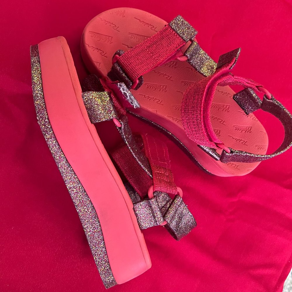 Melissa Sandals (Red) - Picture 2 of 3